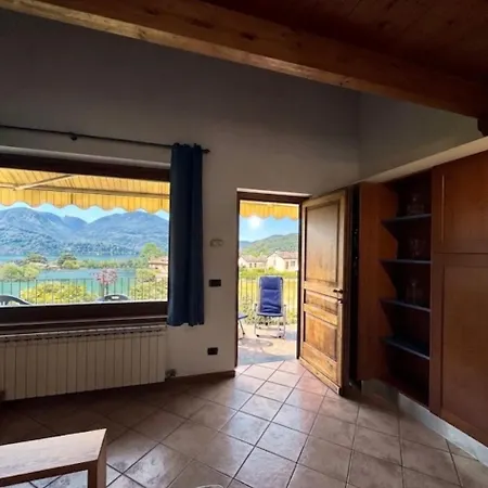 Apartment Casa Simona - La Finestra Sul Di *